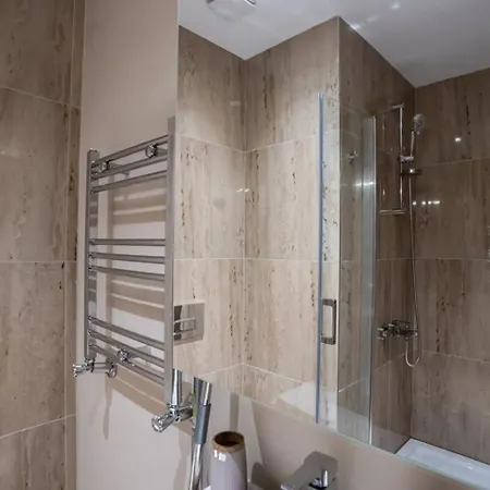 Charming And Cozy 1-bedroom Explore The איסטמבול